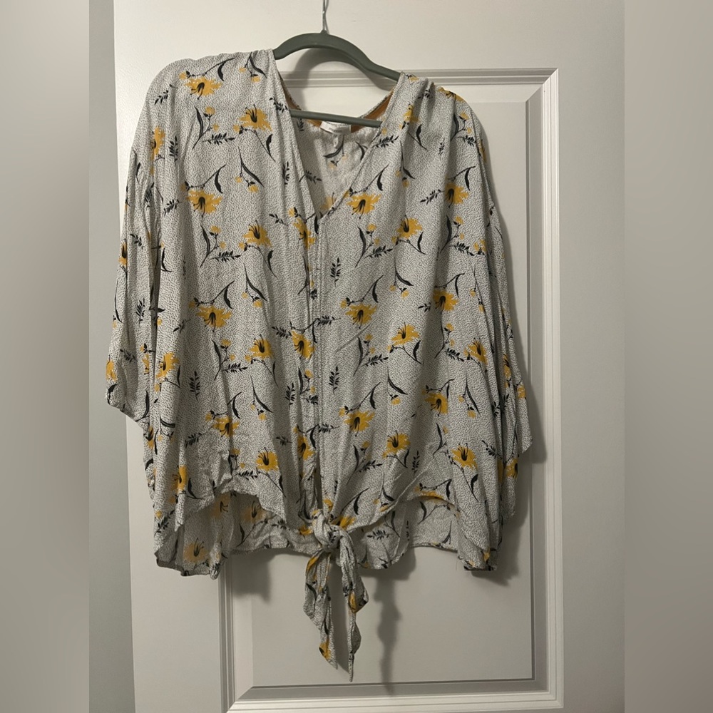 EUC MAURICES TOP BEAUTIFUL PLUS SIZE 3